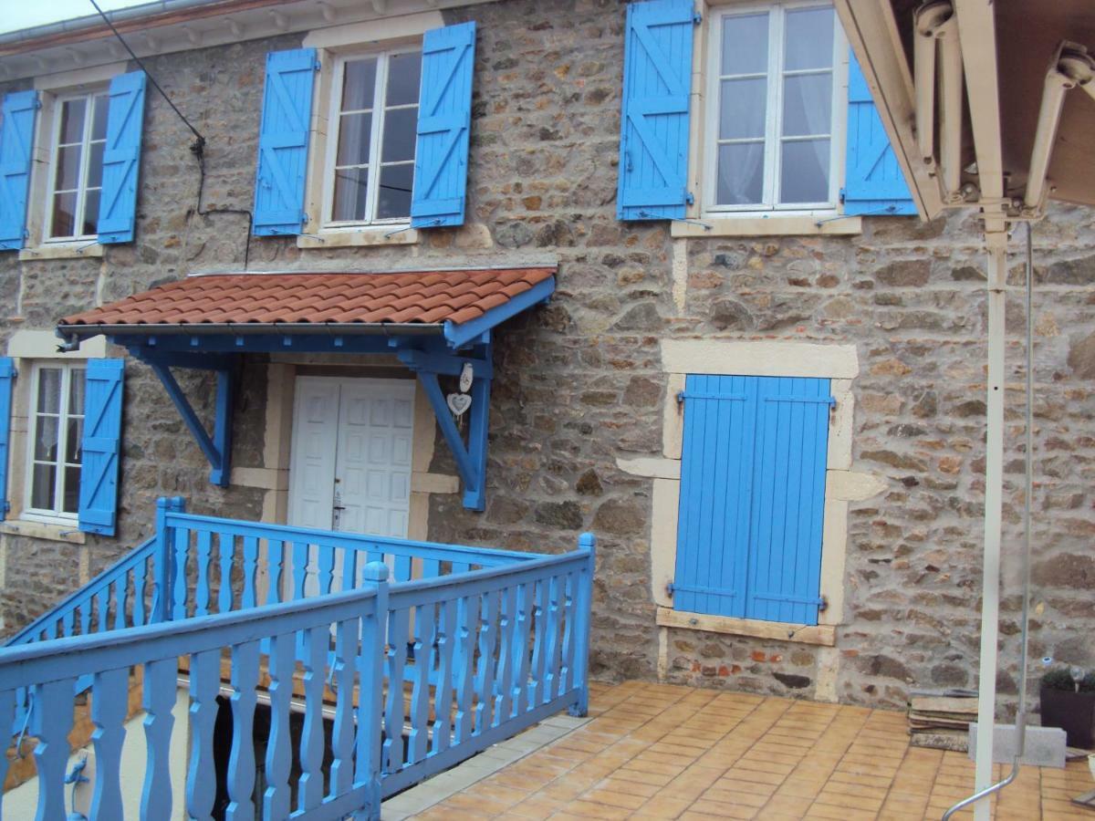 Отель Maison Les Bleuets Le Perreon Экстерьер фото